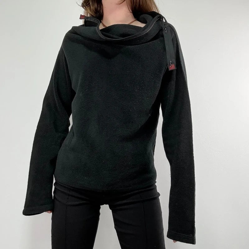 Fleece asymmetrical black zipper cop copine sweater top