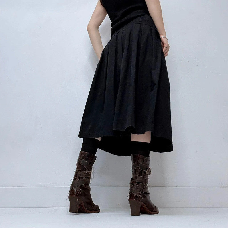 pleated black flare skirt