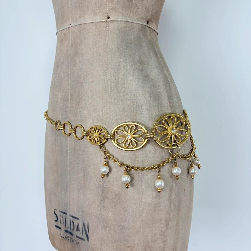 Gold metal chunky chain belt