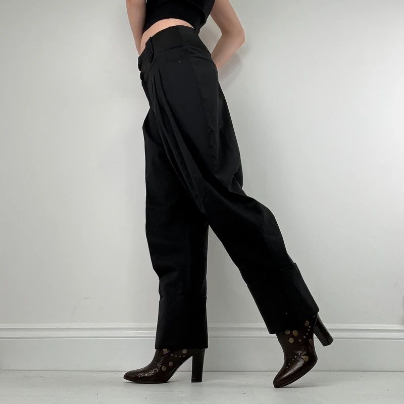 pleated black tailored trousers