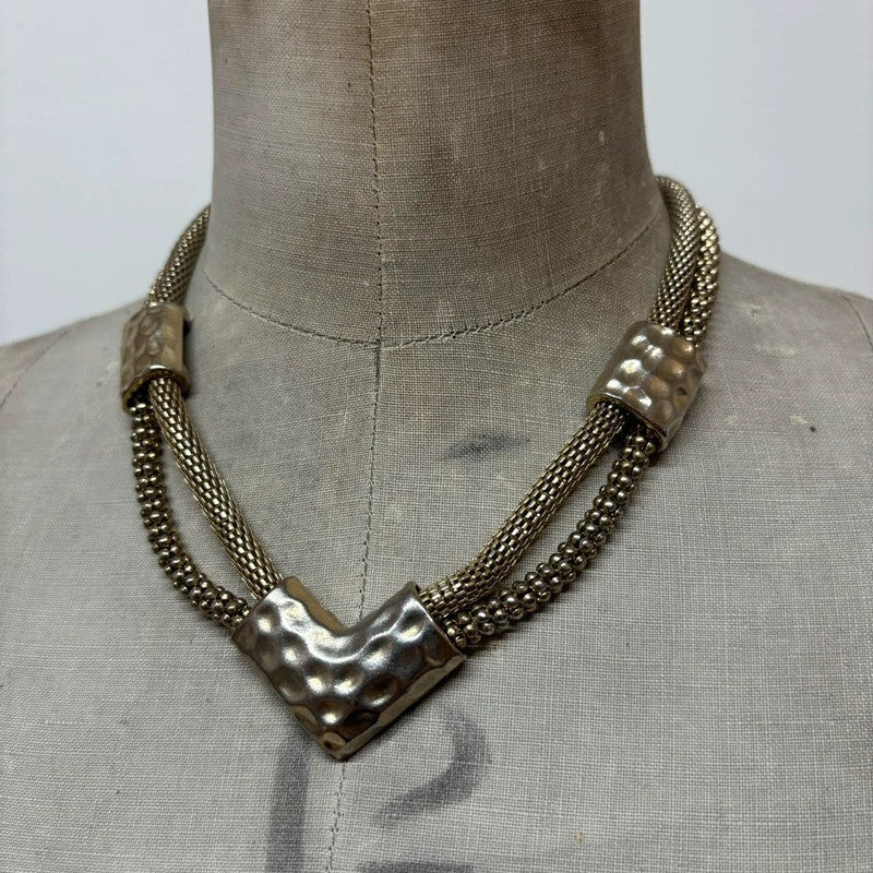 Gold chunky chain necklace