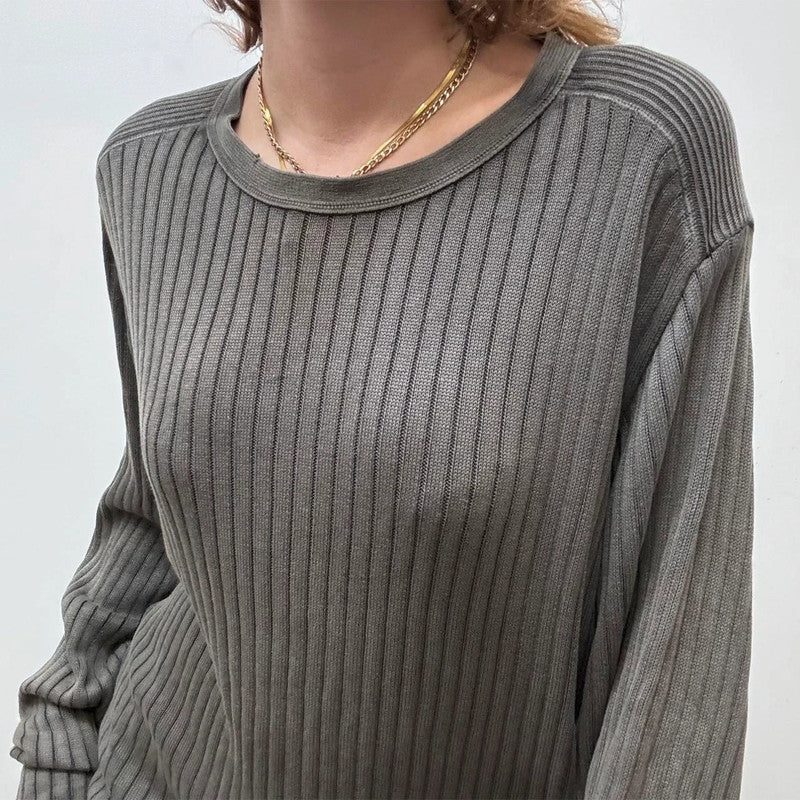 Ribbed slouchy distressed jumper