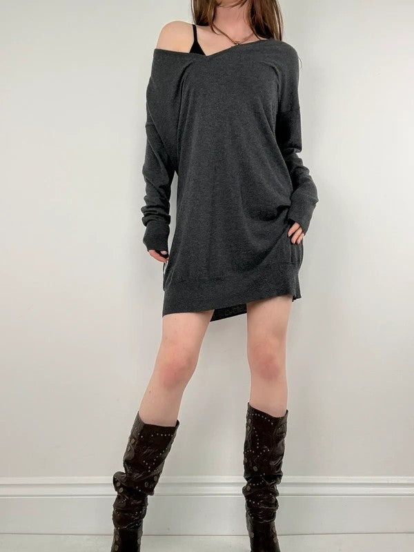 slouchy grey knitted off-the-shoulder v-neck long sleeve dress