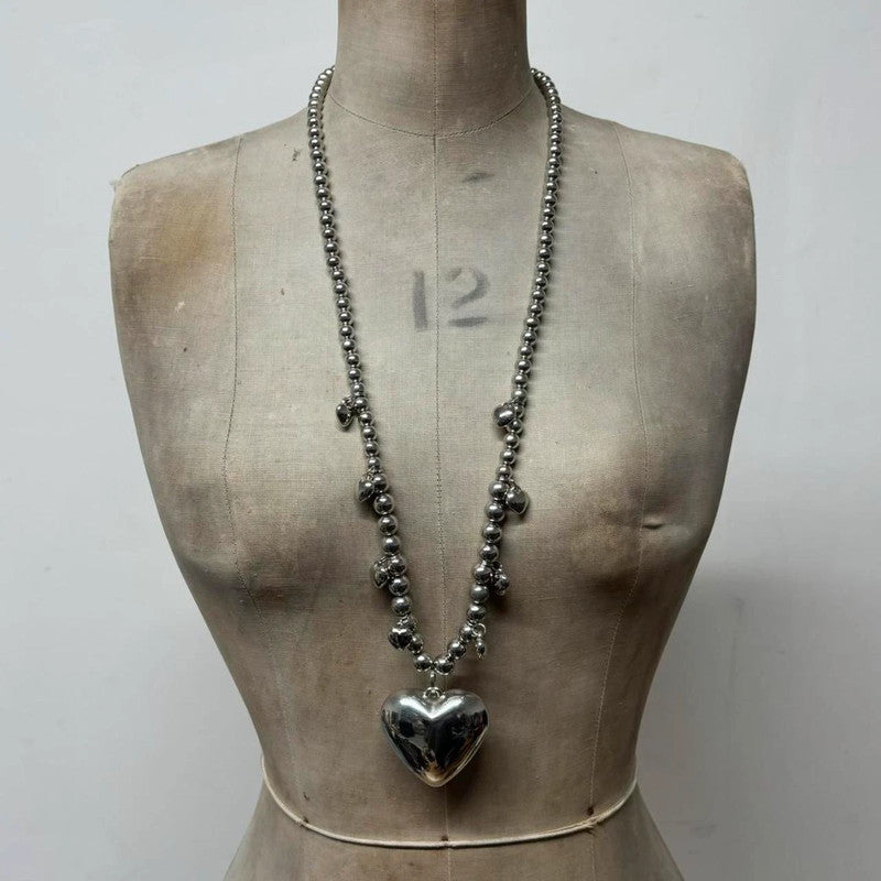 chunky oversized heart necklace