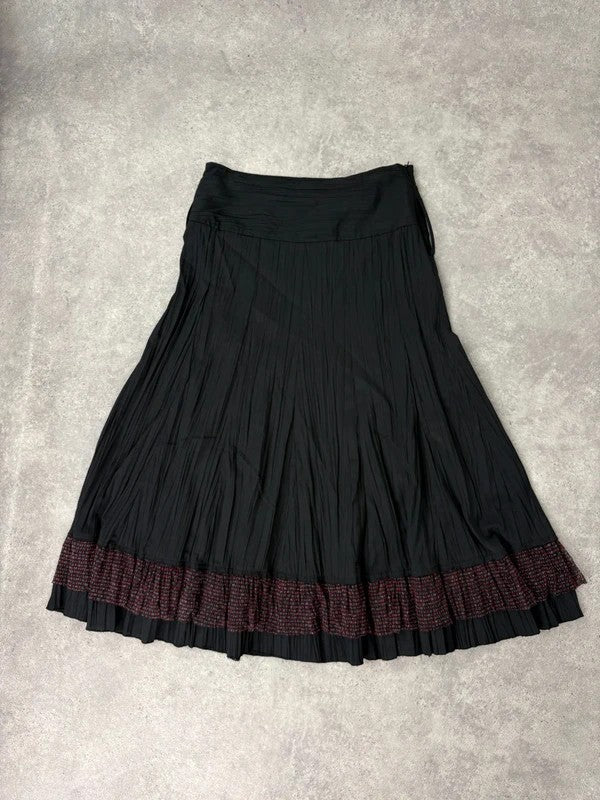 black crinkle flared pleated maxi skirt
