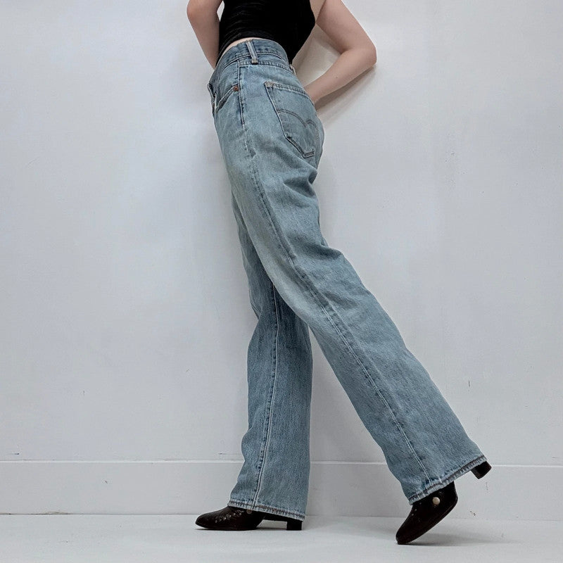 distressed denim straight leg levis jeans