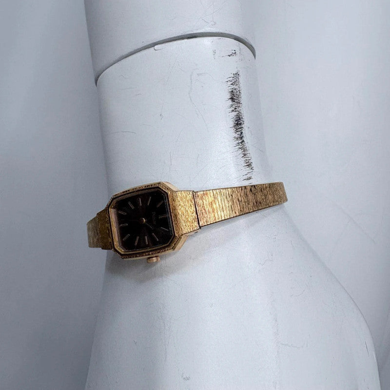 vintage gold pulsar watch