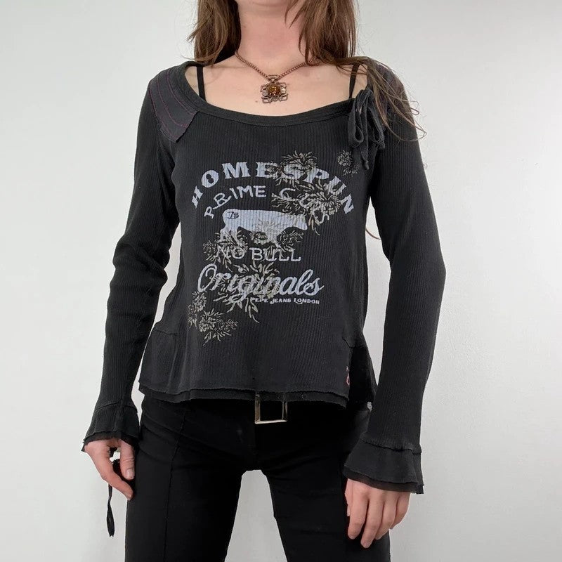 black long sleeve slouchy graphic t-shirt