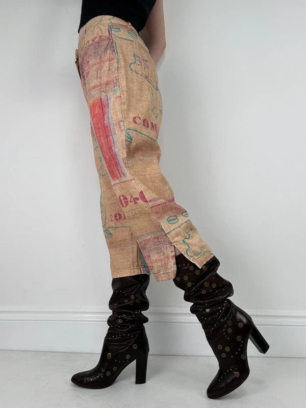 Printed abstract summer textured capri trousers