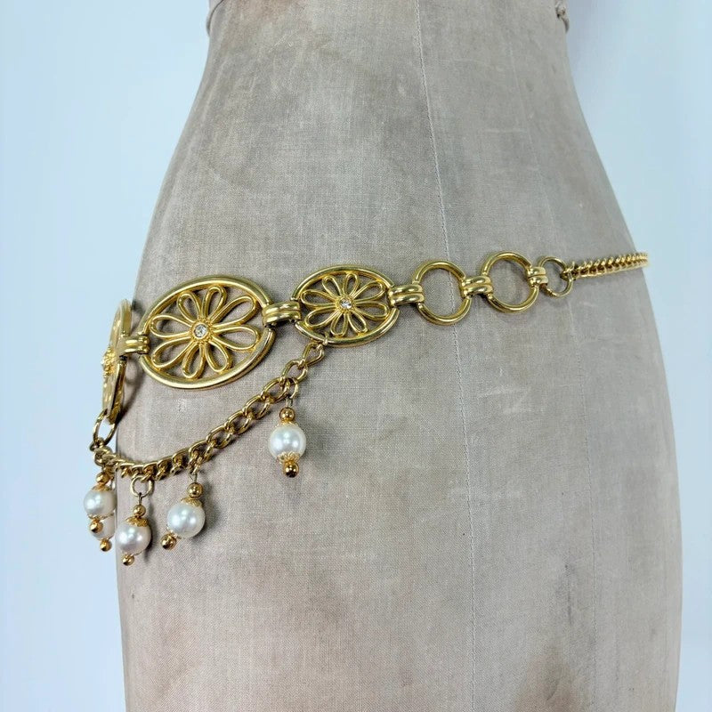 Gold metal chunky chain belt