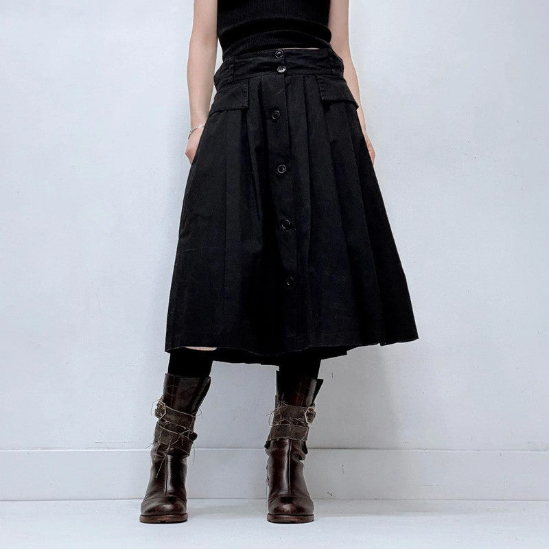pleated black flare skirt