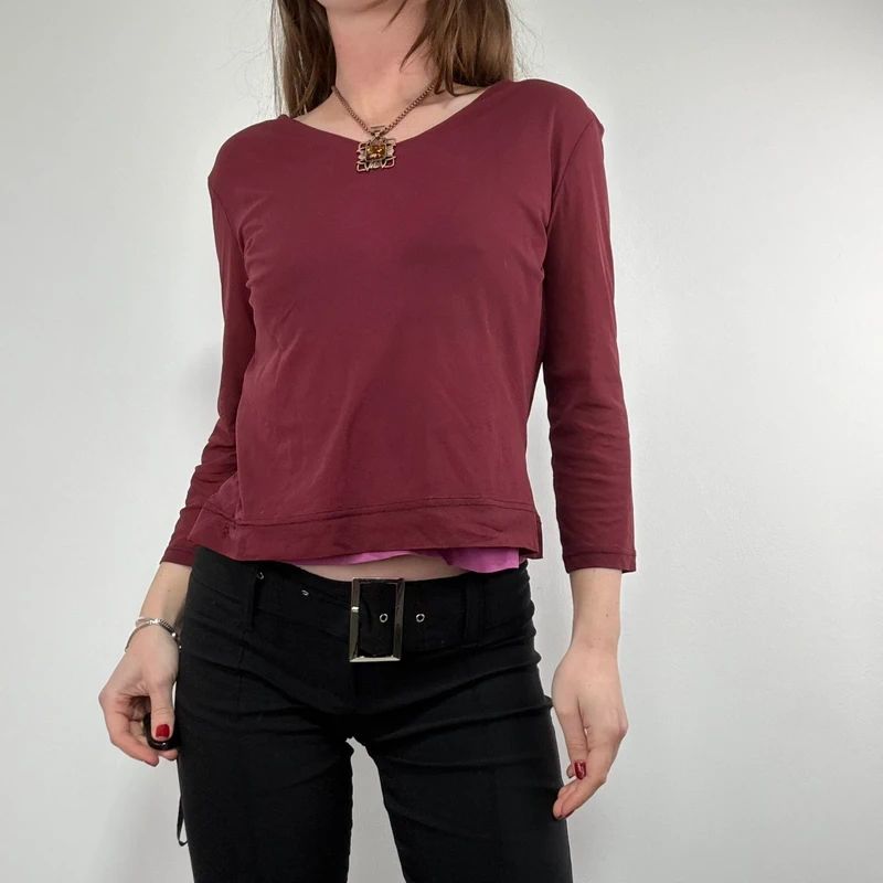 layered burgundy slouchy 3/4 length sleeve t-shirt