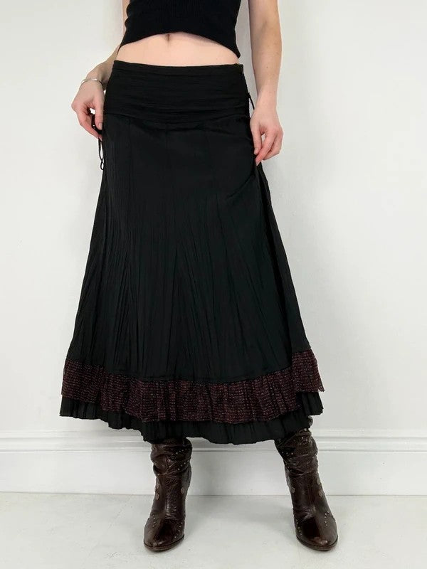 black crinkle flared pleated maxi skirt