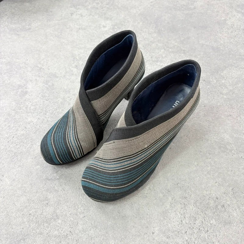Striped heeled pumps