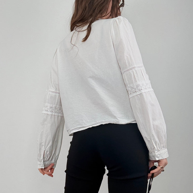 white cotton lace puff shirt