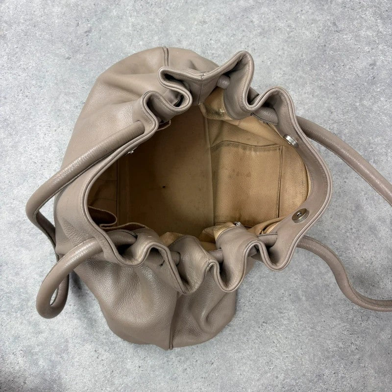 Beige vintage leather chunky handbag