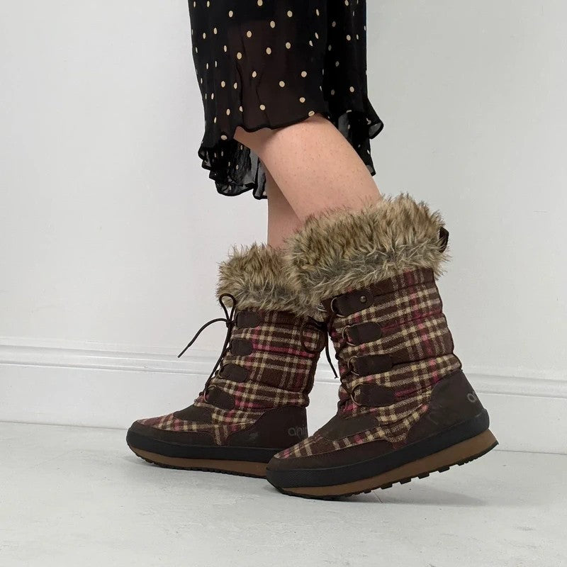 Brown tartan faux fur Animal ski style boots