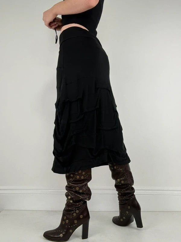 Black pleated structured puff skirt