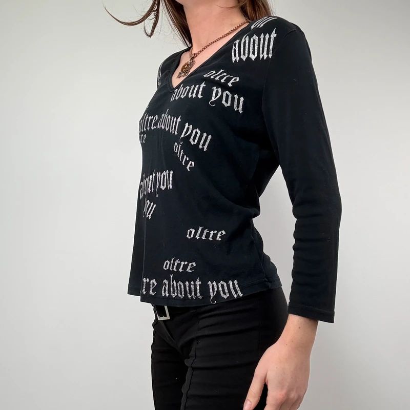 Grunge graphic text t-shirt