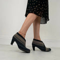 Striped heeled pumps