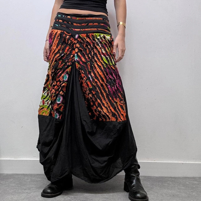graphic grunge printed balloon skirt