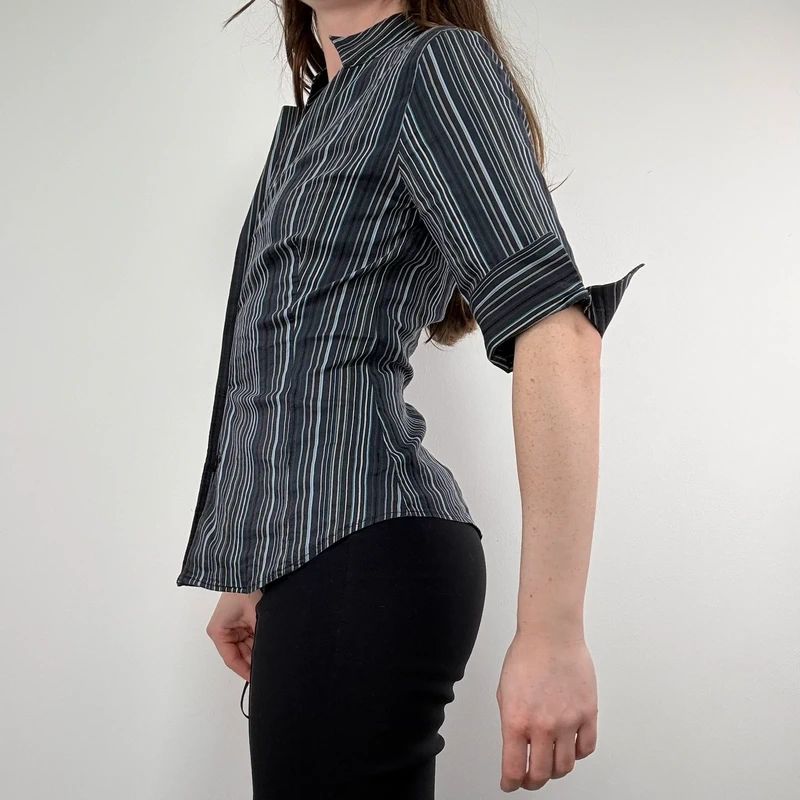 navy pinstripe fitted 3/4 length sleeve shirt
