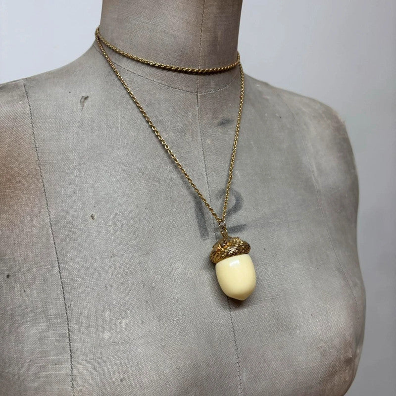 gold chunky charm necklace