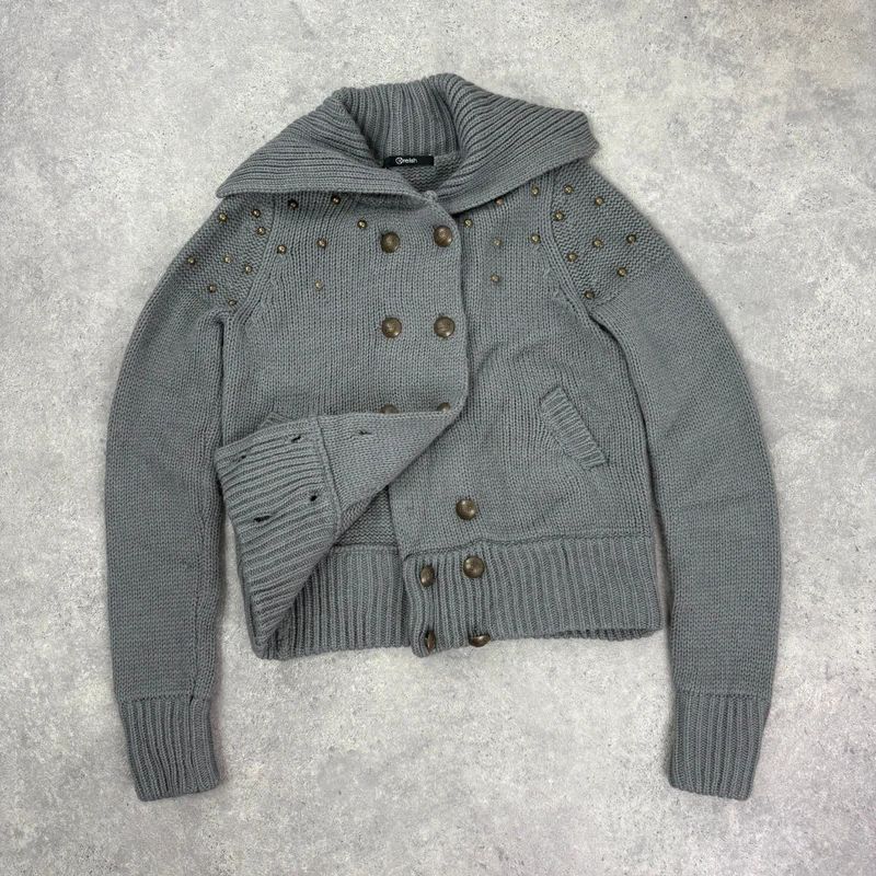 Grey knitted napoleonic cardigan