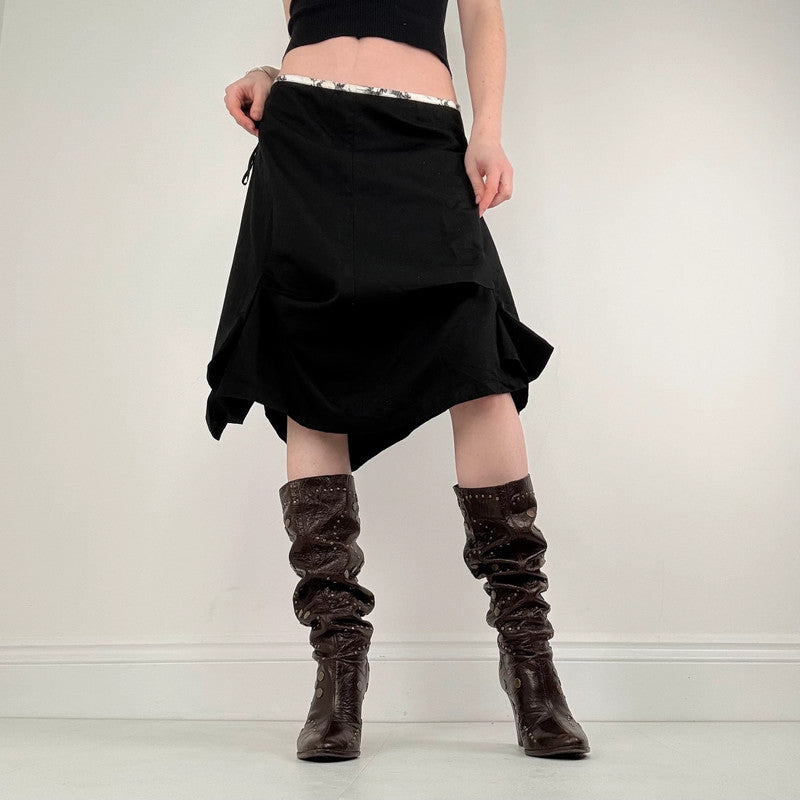 Cop Copine black pleated structured skirt
