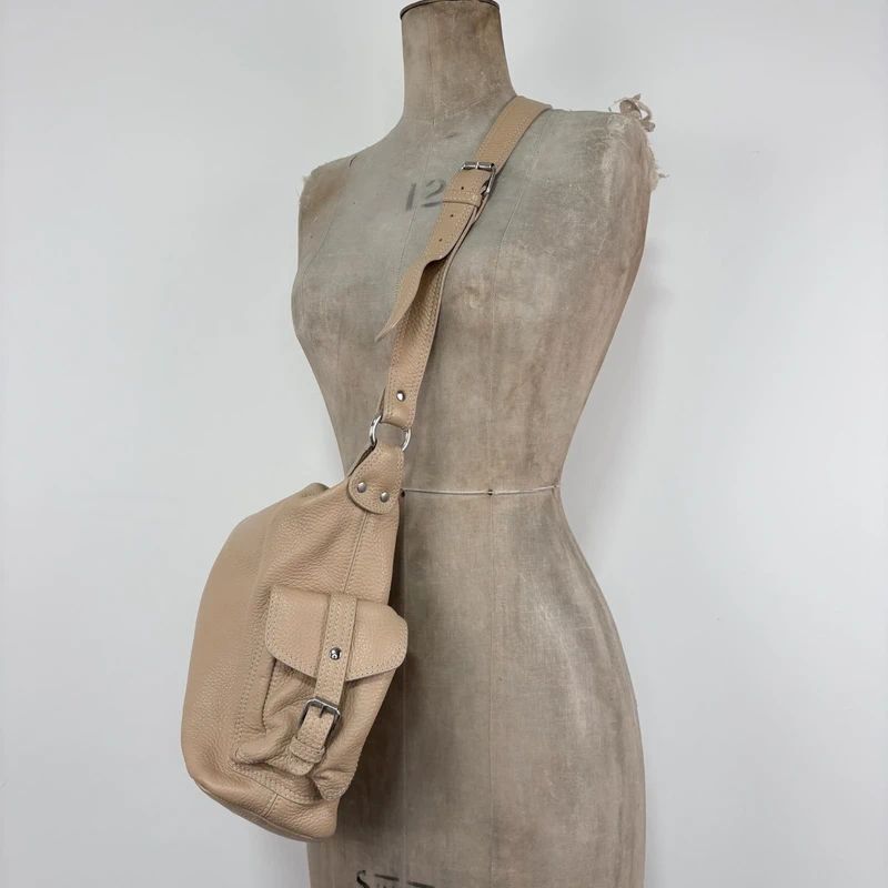 tan leather slouchy crossbody bag
