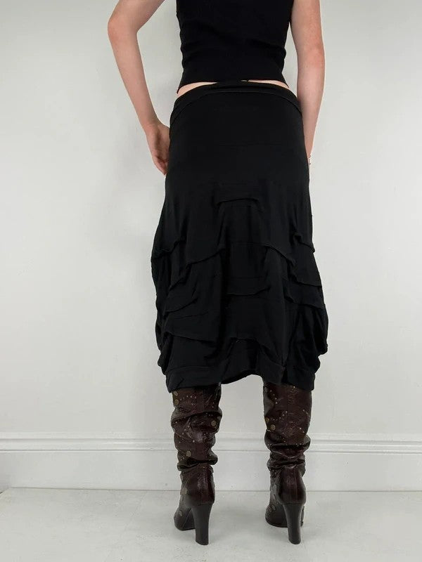 Black pleated structured puff skirt
