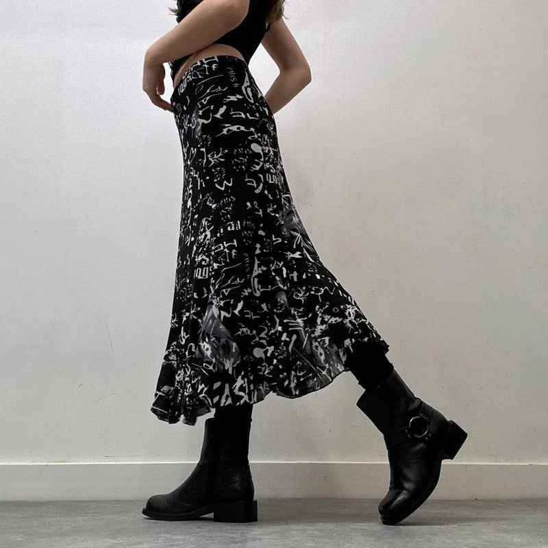 graphic printed mesh skirt