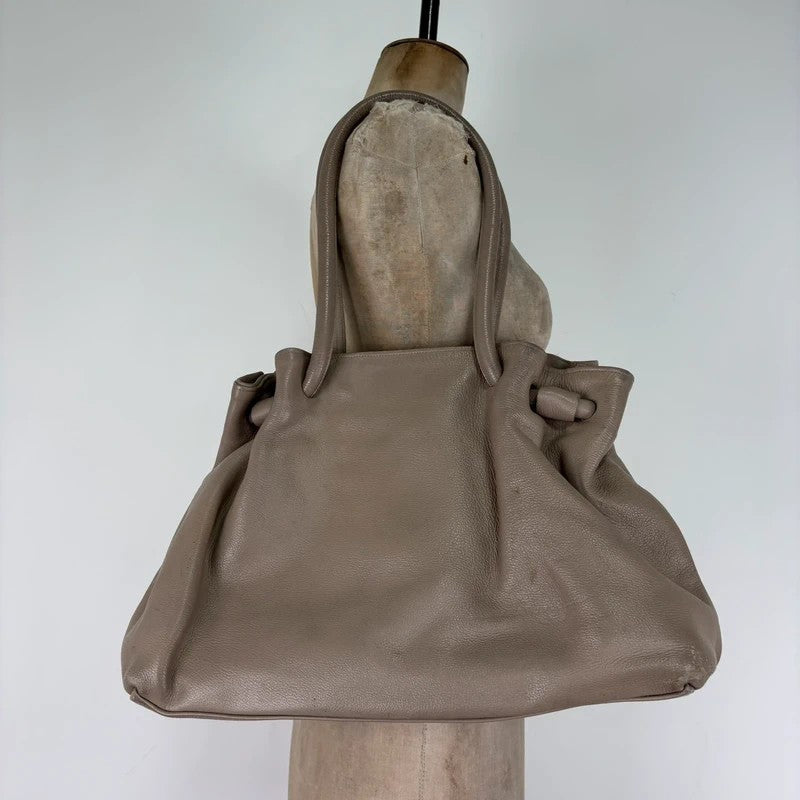 Beige vintage leather chunky handbag