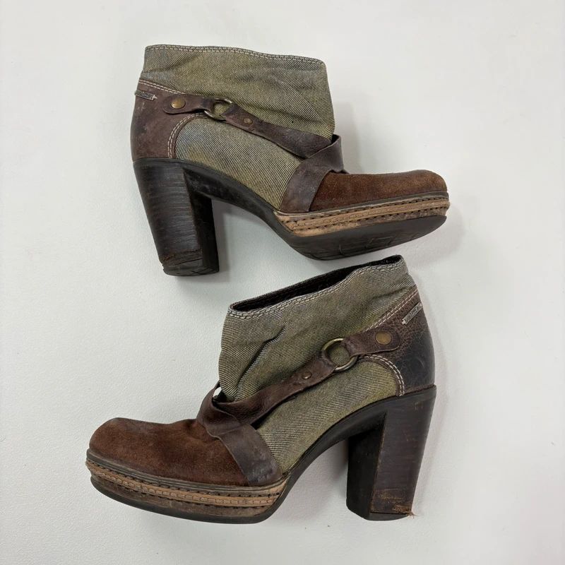 Diesel khaki leather buckle heeled boots