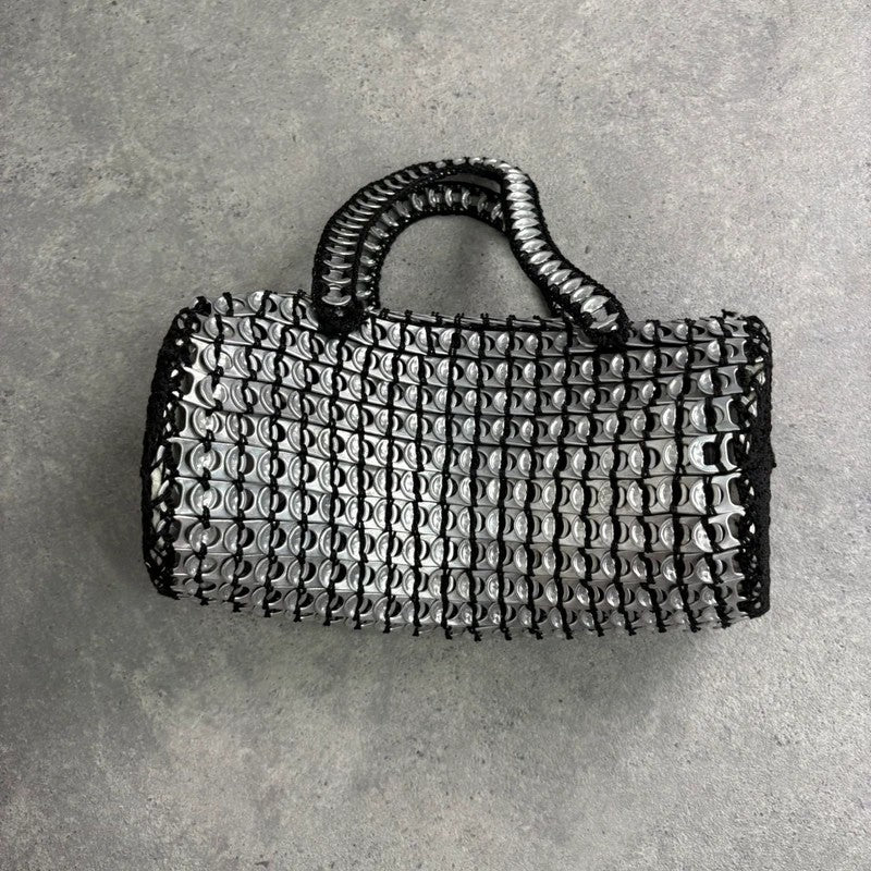Vintage crochet can tab silver barrel handbag