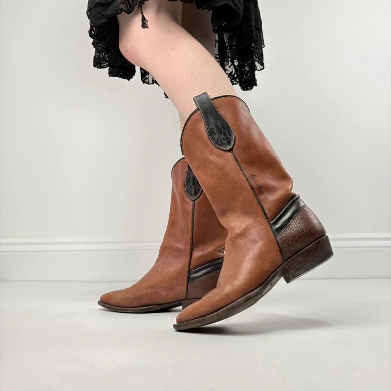 tan leather cowboy boots