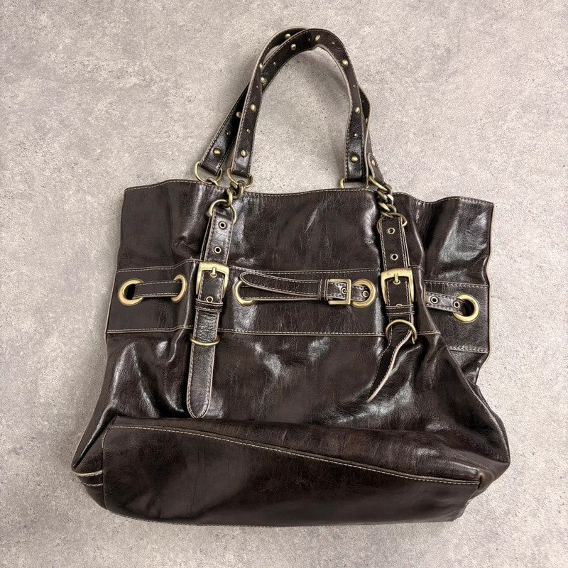 Chunky brown buckle chain shoulder bag