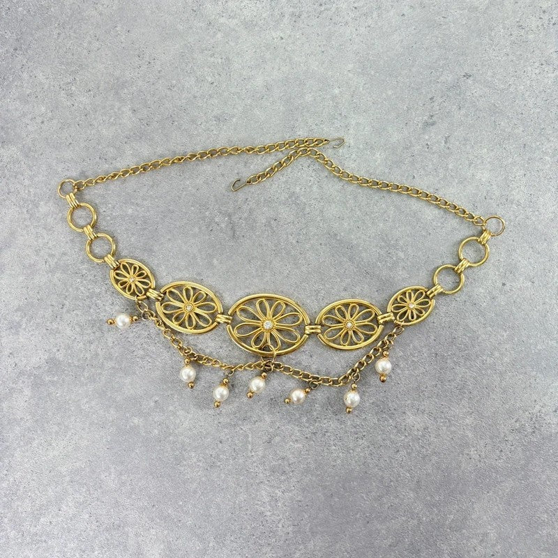 Gold metal chunky chain belt