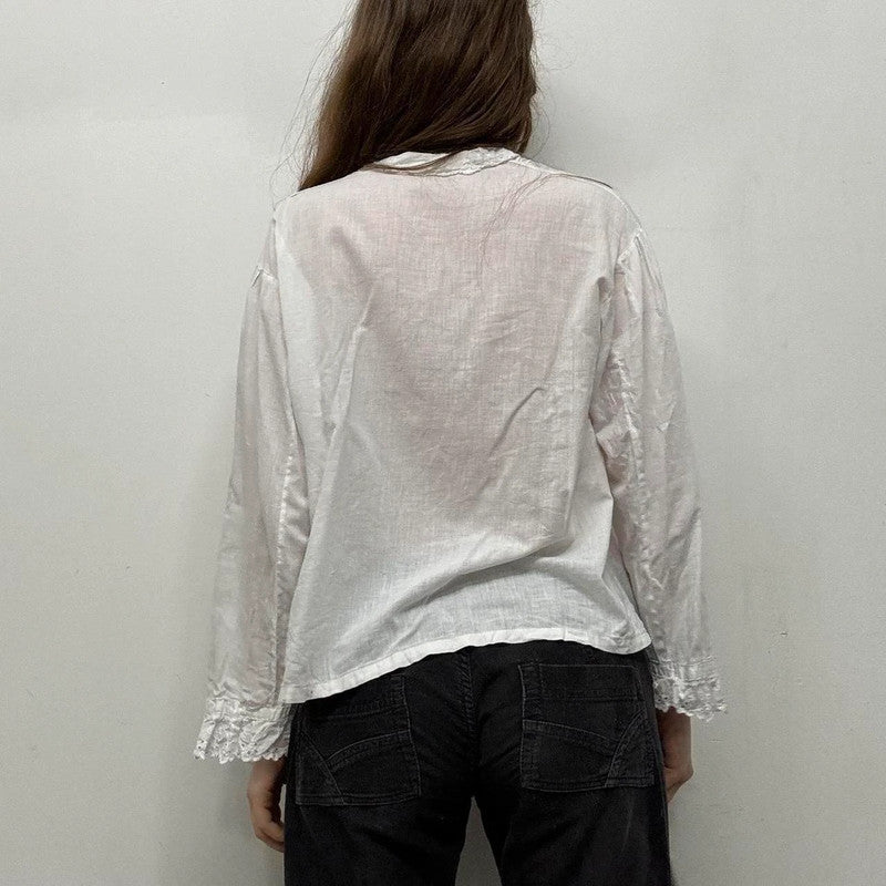 white lace pleated shirt