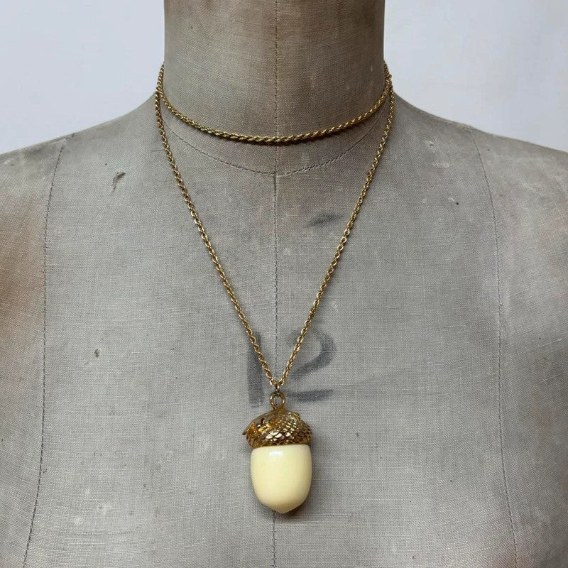 gold chunky charm necklace
