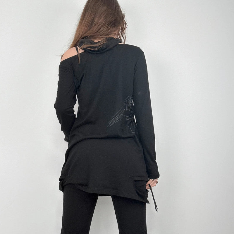 black slouchy Cop Copine t-shirt