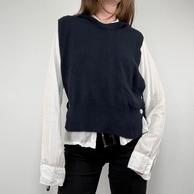 Navy knitted slouchy vest top