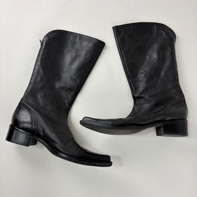 black leather pointed toe leather boots