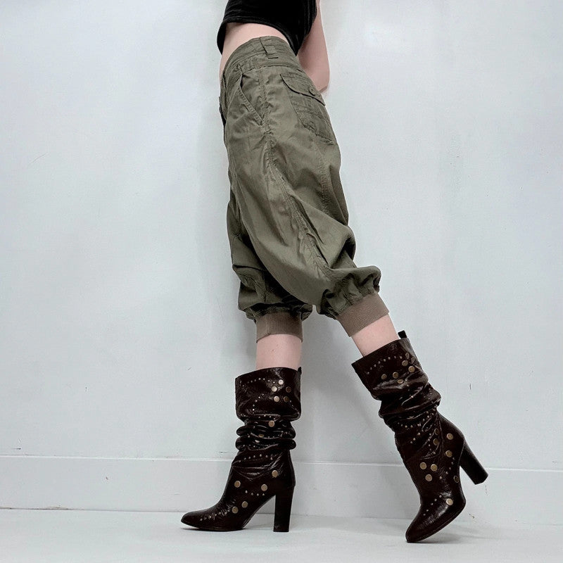 khaki drop crotch pleated balloon capri pants