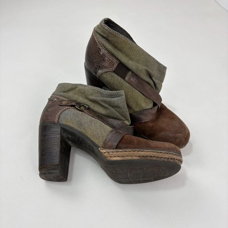 Diesel khaki leather buckle heeled boots