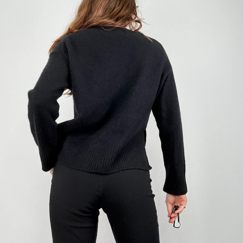 black wool knitted cropped jumper