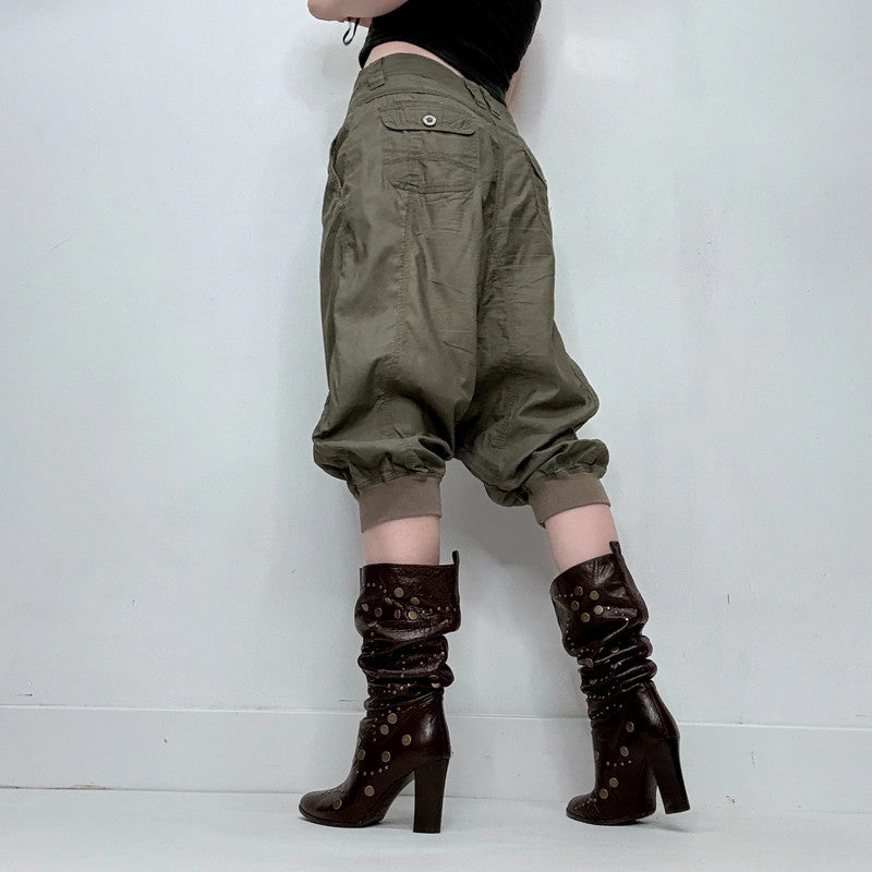 khaki drop crotch pleated balloon capri pants