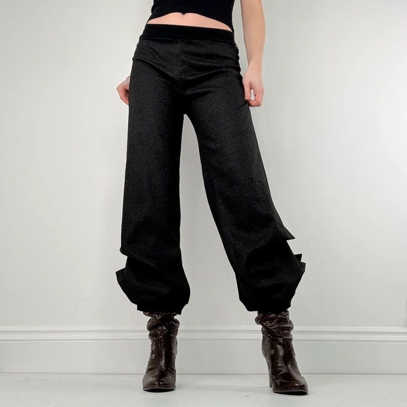 Grey Cop Copine structured pleated
