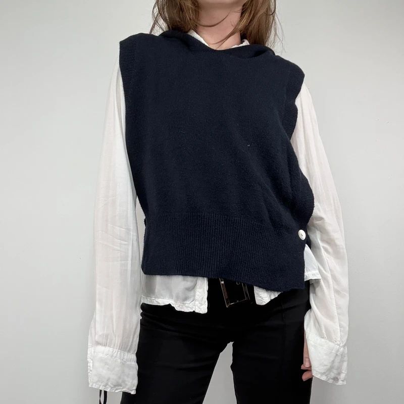 Navy knitted slouchy vest top