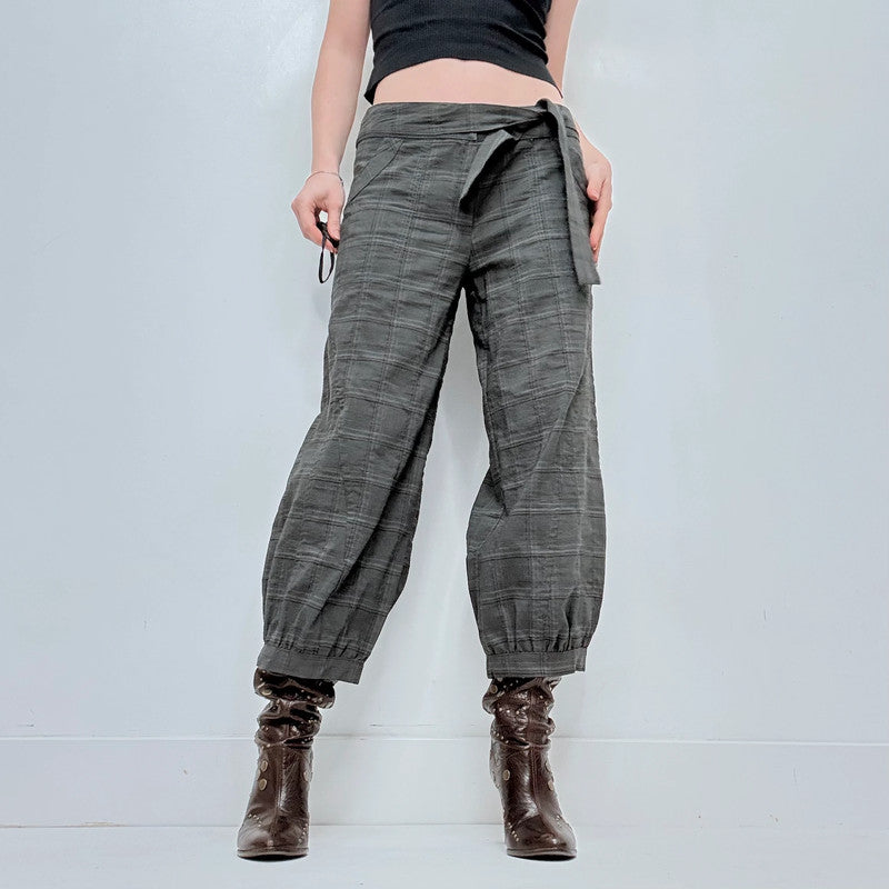 structured checked puff trousers